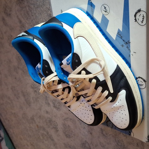 Air Jordan Low Cactus Jack - Picture 6 of 13